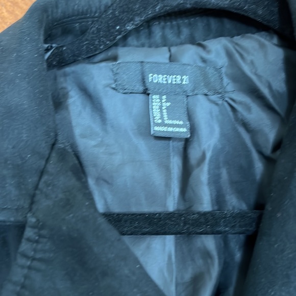 Forever 21 black crop Jacket - Picture 5 of 5